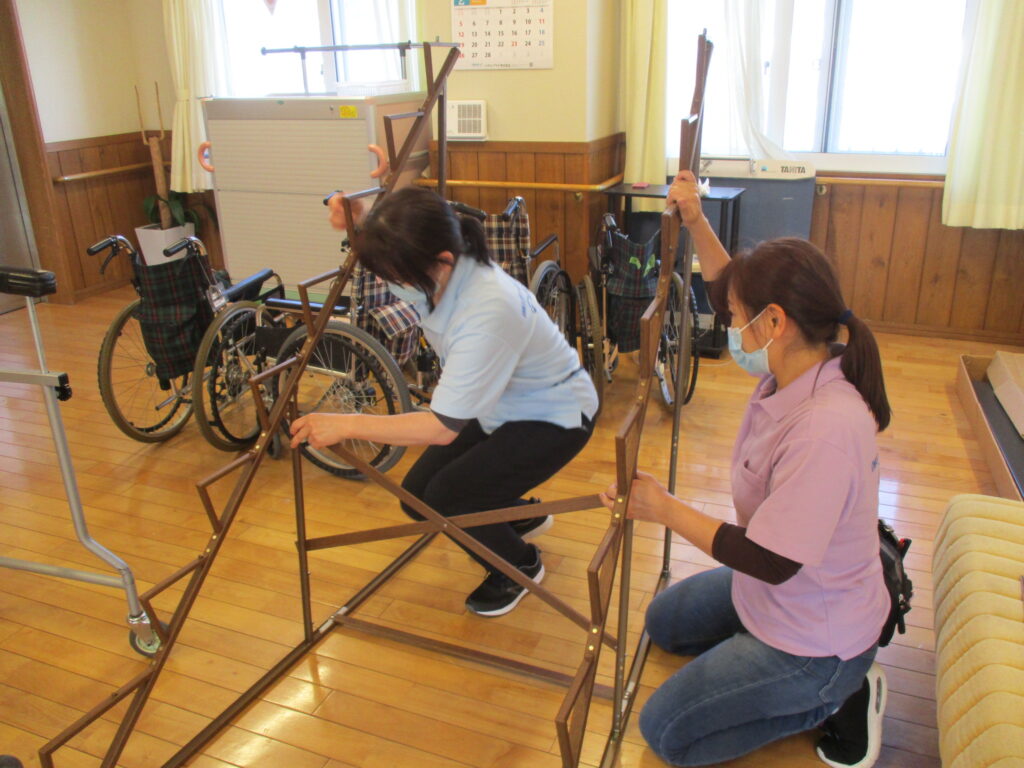 毎年のことなのに…(お雛様編🎎)　　介護付きホーム